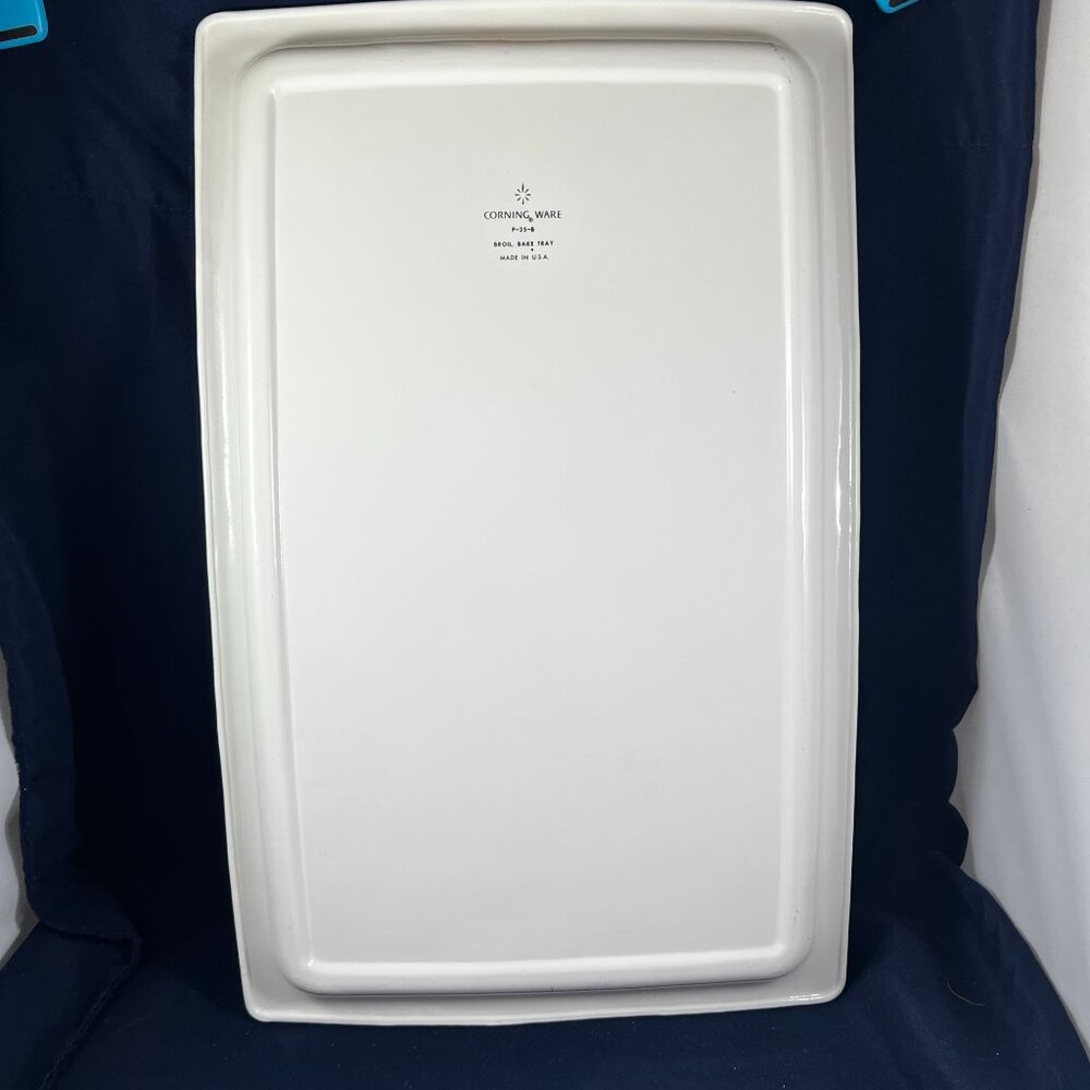 Vintage Corning Ware P-35-B Broil Bake Tray With Metal Rack & Wood Handles White - Picture 3 of 6